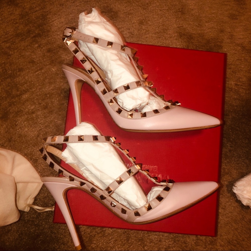 Valentino rockstud light pink heels - Picture 4 of 10